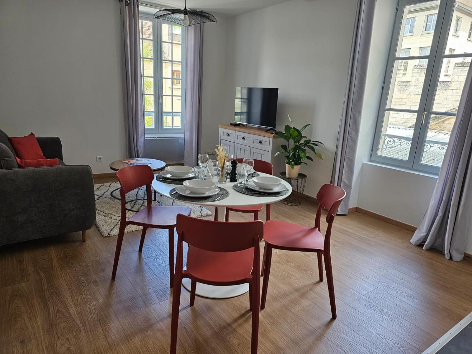 Aux'Cerfs - A Deux Pas De L'Abbaye Apartment Auxerre Bagian luar foto